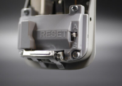 Blick auf die Mechanik des Stonereef Schlüsseltresors zum Einstellen des frei wählbaren Zahlencodes.